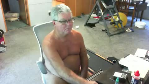 yourpoppi55 online show from June 28, 2:56 pm