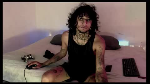 yuki_mil online show from November 9, 10:36 pm