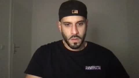 Snapshot of yul53 chatting on October 16, 6:38 pm yul53 online show from October 16, 6:38 pm