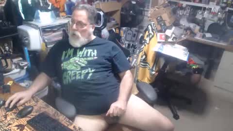 yummyflguy online show from April 22, 9:19 pm