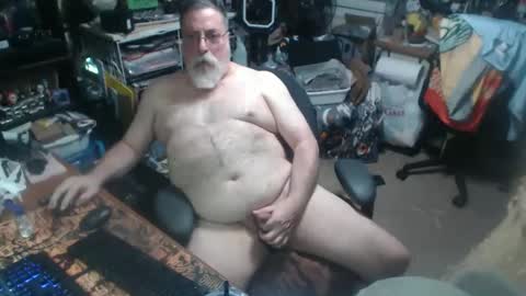 yummyflguy online show from May 27, 6:05 pm