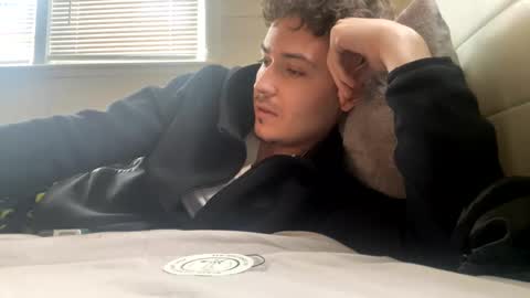 Snapshot of yungstudbev chatting on March 7, 7:38 pm yungstudbev online show from March 7, 7:38 pm