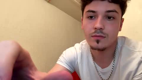 Snapshot of yungstudbev chatting on September 22, 5:18 am yungstudbev online show from September 22, 5:18 am