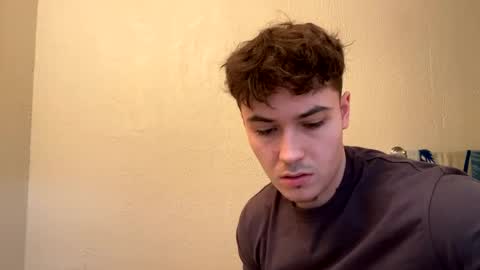 Snapshot of yungstudbev chatting on December 18, 7:08 pm yungstudbev online show from December 18, 7:08 pm