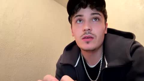 Snapshot of yungstudbev chatting on October 10, 3:00 am yungstudbev online show from October 10, 3:00 am