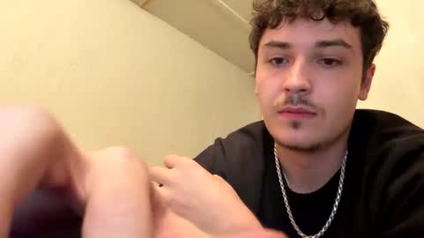 Snapshot of yungstudbev chatting on October 11, 5:44 am yungstudbev online show from October 11, 5:44 am