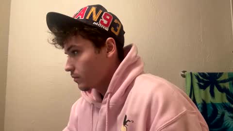 Snapshot of yungstudbev chatting on February 2, 6:48 am yungstudbev online show from February 2, 6:48 am