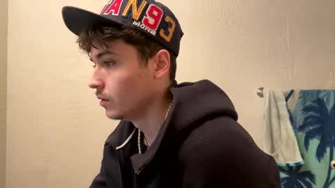 Snapshot of yungstudbev chatting on January 15, 6:12 am yungstudbev online show from January 15, 6:12 am