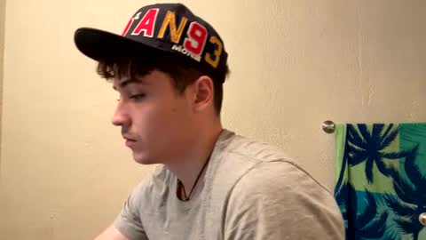 Snapshot of yungstudbev chatting on January 6, 8:35 am yungstudbev online show from January 6, 8:35 am