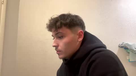 Snapshot of yungstudbev chatting on December 14, 11:34 pm yungstudbev online show from December 14, 11:34 pm