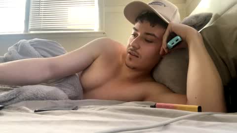 Snapshot of yungstudbev chatting on February 28, 8:39 pm yungstudbev online show from February 28, 8:39 pm