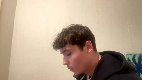 Snapshot of yungstudbev chatting on January 28, 12:15 am yungstudbev online show from January 28, 12:15 am