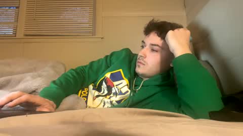 Snapshot of yungstudbev chatting on February 20, 10:37 pm yungstudbev online show from February 20, 10:37 pm