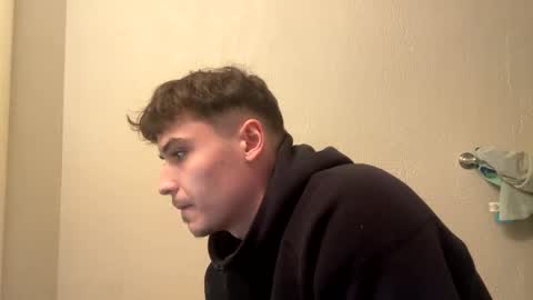 Snapshot of yungstudbev chatting on December 15, 8:47 pm yungstudbev online show from December 15, 8:47 pm