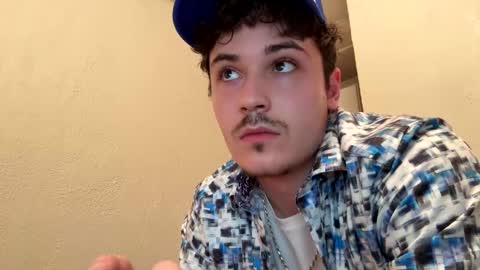 Snapshot of yungstudbev chatting on October 8, 12:04 am yungstudbev online show from October 8, 12:04 am