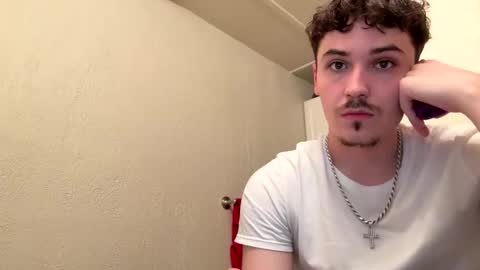 Snapshot of yungstudbev chatting on September 16, 4:02 am yungstudbev online show from September 16, 4:02 am