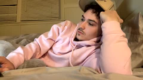 Snapshot of yungstudbev chatting on March 5, 2:46 am yungstudbev online show from March 5, 2:46 am