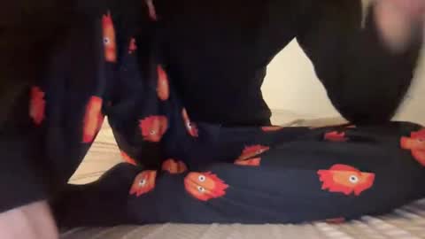 yungwolf69 online show from September 23, 4:34 am