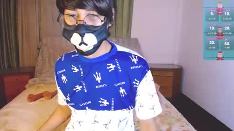 Snapshot of yuniorb chatting on December 18, 3:37 am the puppy boy online show from December 18, 3:37 am