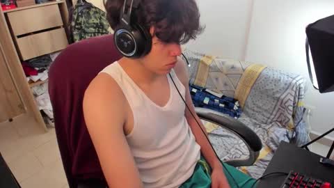 yurii_moody online show from October 19, 9:29 pm