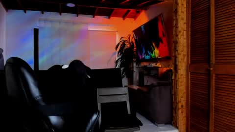 Zac  Jhordan online show from December 12, 2:11 pm
