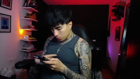 zac_muller1 online show from October 21, 3:09 am