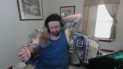 zach57340 online show from May 31, 7:26 pm