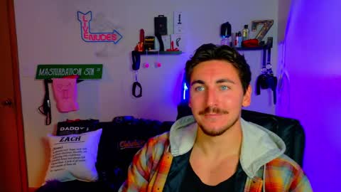 Zach Rhyder online show from October 29, 1:52 am