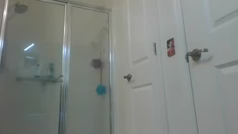 Snapshot of zaddypeg123 chatting on September 21, 8:03 am zaddypeg123 online show from September 21, 8:03 am