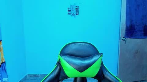 BiG Zafiro online show from February 21, 11:33 am