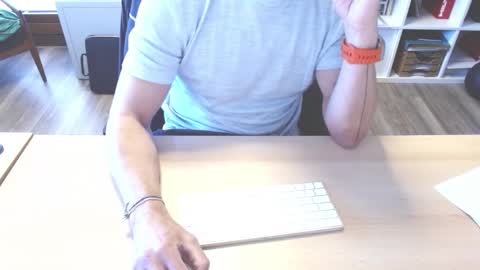 zeigmalwie online show from December 16, 9:46 am