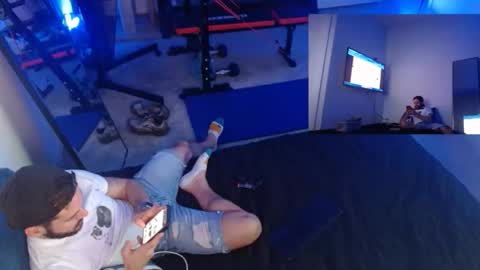 zen_dick_pix online show from December 15, 1:13 am