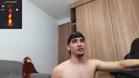 Snapshot of zenn_rush chatting on December 14, 12:12 pm Zenn online show from December 14, 12:12 pm