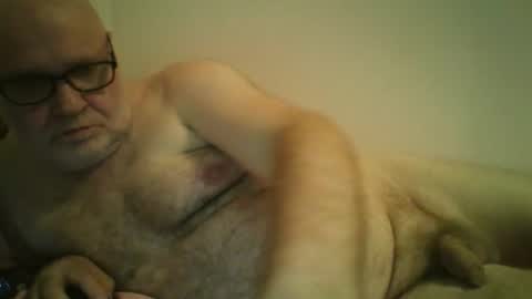 Snapshot of zentaurus59 chatting on October 24, 5:47 pm zentaurus59 online show from October 24, 5:47 pm