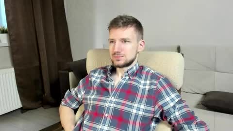 Andrew online show from February 16, 9:07 am