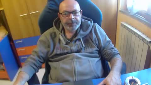 zeus58100 online show from October 25, 8:16 am