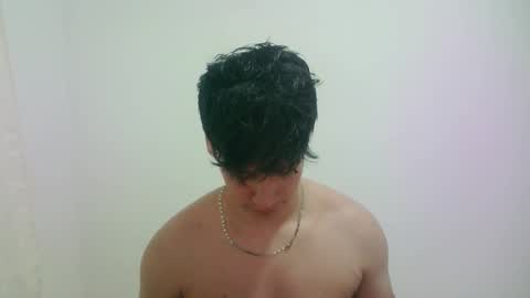 zeus_183 online show from March 12, 4:31 am