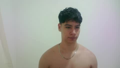 zeus_183 online show from April 6, 4:20 am