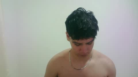 zeus_183 online show from April 10, 8:54 am