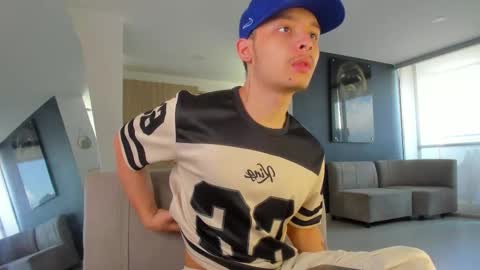 zeus online show from September 9, 2:49 pm