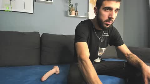 Snapshot of zeyn_edwards chatting on October 8, 11:14 am ZEYN online show from October 8, 11:14 am