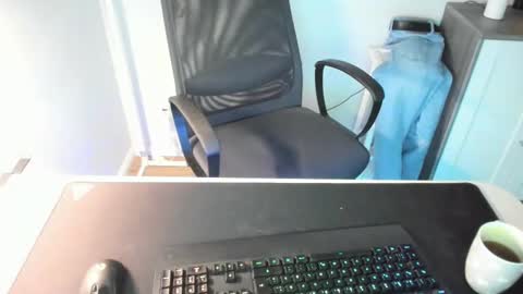 ziemlichflutschig online show from February 28, 5:04 am