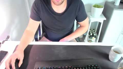 ziemlichflutschig online show from December 3, 1:10 pm