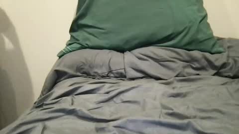 Snapshot of zoohander01 chatting on February 28, 3:37 pm zoohander01 online show from February 28, 3:37 pm