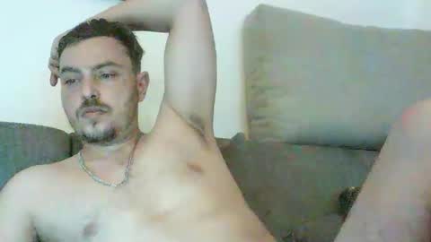 Roy online show from November 2, 9:41 pm