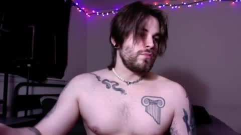 zorvello_83 online show from April 21, 7:20 pm