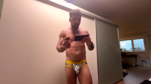 Zuko online show from January 17, 12:53 am