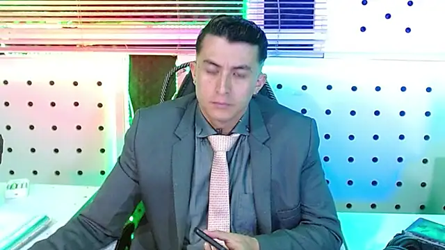 Darko0717 online show from November 20, 4:39 pm