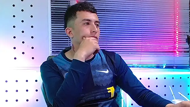 Darko0717 online show from March 16, 11:08 pm