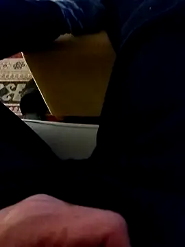 Snapshot of cum_spring chatting on March 1, 11:47 pm cum spring online show from March 1, 11:47 pm